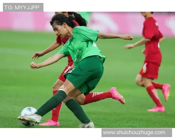 当代女足球明星精彩瞬间高清图片欣赏与介绍