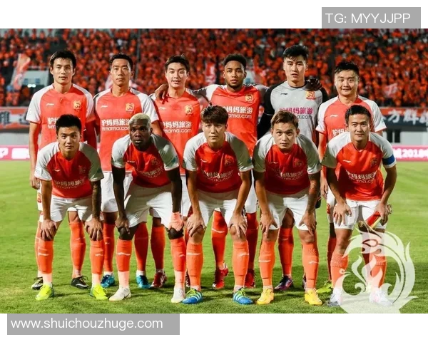 武汉足球队个人能力提升的关键因素与发展方向分析 武汉足球队个人能力提升的关键因素与发展方向分析